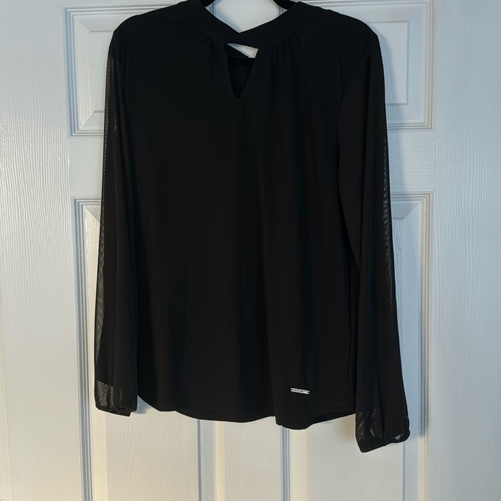 Nine West top
